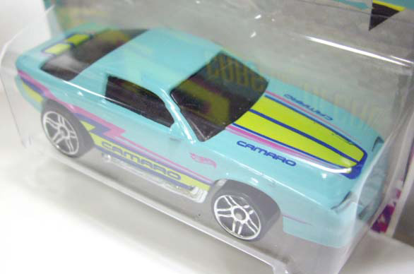 画像: 2011 WALMART EXCLUSIVE "CARS OF THE DECADES" 【'80 CAMARO Z28】 TEAL/PR5