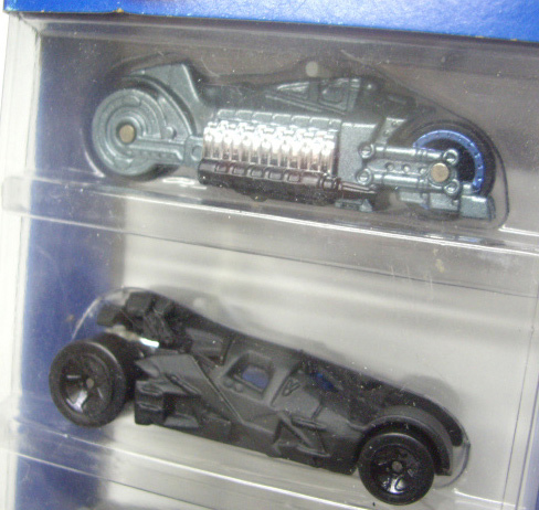 画像: 2007 5PACK 【BATMAN BEGINS GOTHAM CITY】　Batcycle / Batmobile / 2006 Dodge Viper Coupe / Batcopter/ Fathom This