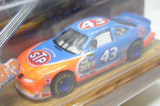 画像: 2000 HOT WHEELS RACING NASCAR ROCKS AMERICA 【#43 TEAM STP PONTIAC GRAND PRIX】　LT.BLUE/RR