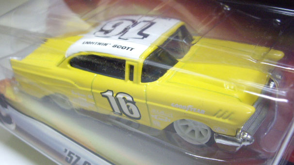 画像: 2007 1/50 CUSTOM CLASSICS 【'57 CHEVY BEL AIR】　YELLOW/RR (LIGHTNIN' SCOTT)