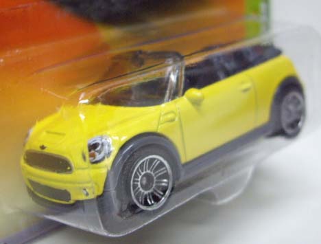 画像: 2011 【MINI COOPER S CONVERTIBLE】 YELLOW