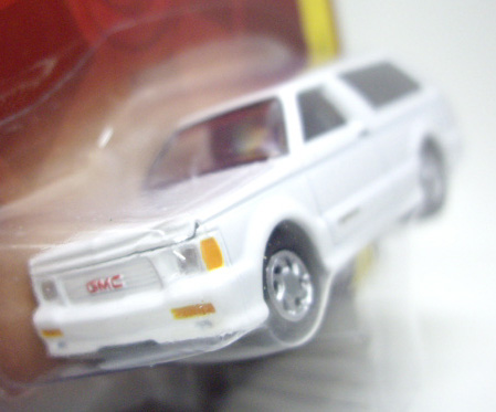 画像: FOREVER 64 R18 【1993 GMC TYPHOON】 WHITE/RR