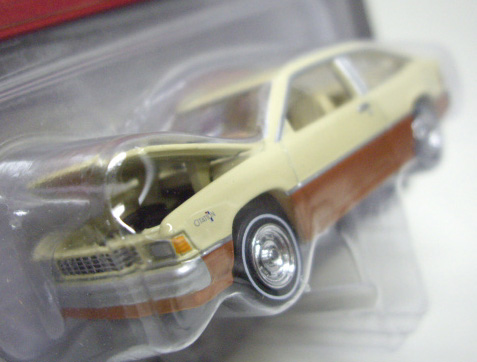 画像: JOHNNY LIGHTNING 2.0  R9 【1981 CHEVY CITATION】 CREAM-BROWN/RR