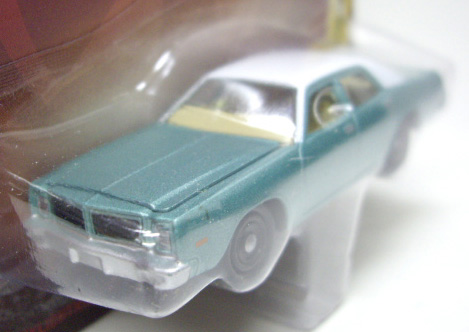 画像: FOREVER 64 R18 【1977 DODGE MONACO】 SILVERGREEN/RR