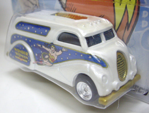 画像: 2011 NOSTALGIC BRANDS - DC COMICS 【DECO DELIVERY】　WHITE/RR (WONDER WOMAN)