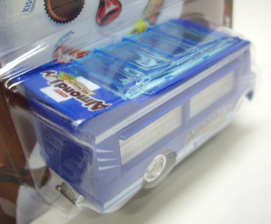 画像: 2011 NOSTALGIC BRANDS - HERSHEY'S 【SMOKIN' GRILLE】　BLUE/RR (ALMOND JOY)