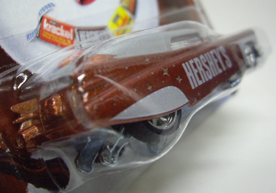 画像: 2011 NOSTALGIC BRANDS - HERSHEY'S 【'59 CADILLAC FUNNY CAR】　CHOCOLATE/RR (HERSHEY'S)