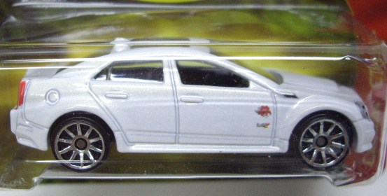 画像: 2011 WALMART EXCLUSIVE HOLIDAY HOT RODS 【CADILLAC CTS-V】　WHITE/10SP