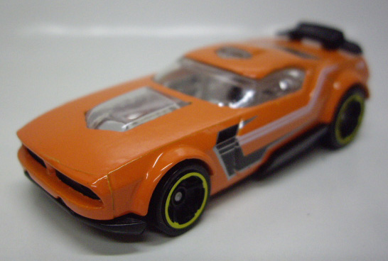 画像: 2011 WALMART EXCLUSIVE MYSTERY MODELS 【FAST FISH】　ORANGE/MC5 (未開封品)