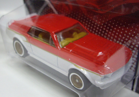 画像: 2011 GARAGE 【CUSTOM '67 FORD MUSTANG COUPE】　WHITE-RED/RR (NEW CAST)