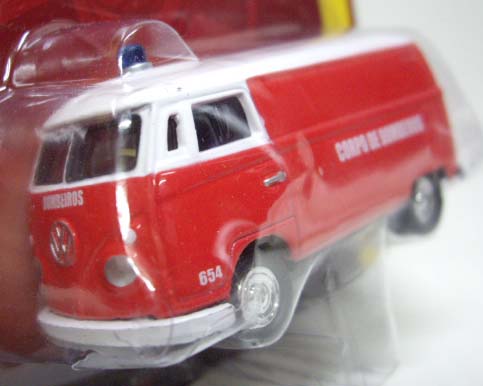画像: FOREVER 64 R19 【1965 VW TRANSPORTER】 RED-WHITE/RR