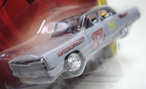 画像: FOREVER 64 R19 【1967 PLYMOUTH FURY II DEMO DERBY】 FLAT GRAY/RR (DEMOLITION DERBY)