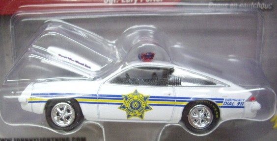 画像: JOHNNY LIGHTNING 2.0  R11 【"SGT.LARY PORTER" 1980 CHEVY MONZA】 WHITE/RR