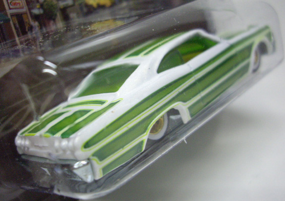 画像: 2012 HW BOULEVARD 【'65 CHEVY IMPALA】　WHITE-GREEN/RR 