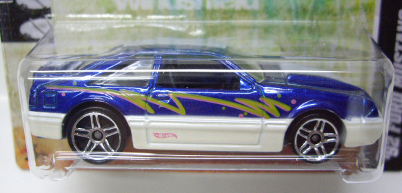 画像: 2012 WALMART EXCLUSIVE "CARS OF THE DECADES" 【'92 FORD MUSTANG】 BLUE-WHITE/PR5