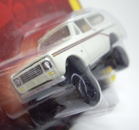 画像: FOREVER 64 R20 【1979 INTERNATIONAL SCOUT II】 OFF WHITE/RR