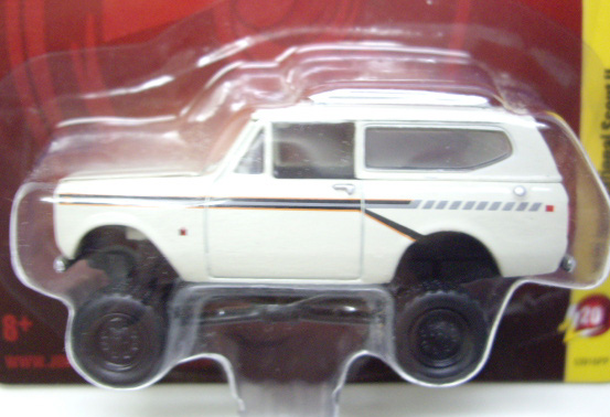 画像: FOREVER 64 R20 【1979 INTERNATIONAL SCOUT II】 OFF WHITE/RR