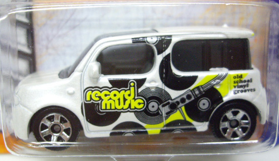 画像: 2012 【NISSAN CUBE】 WHITE