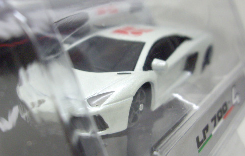 画像: MAISTO 2012 TOY FAIR 【LAMBORGHINI AVENTADOR LP 700-4】 WHITE