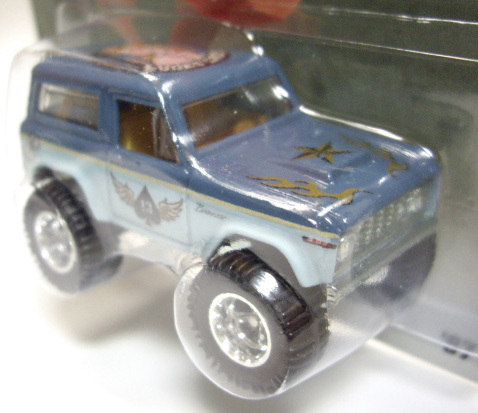 画像: 2012 NOSTALGIC BRANDS - NOSE ART 【'67 FORD BRONCO】　BLUE-LT.BLUE/RR