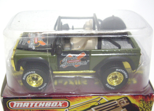 画像: 2005 TOY FAIR 【LAND ROVER SVX】 OLIVE (GOLD GRILL)/RUBBER TIRE