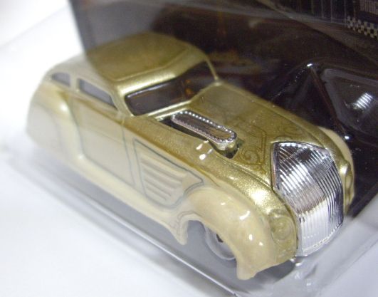 画像: 2012 HW BOULEVARD 【1934 CHRYSLER AIRFLOW】　BEIGE-CHAMPAGNE/RR (NEW CAST)