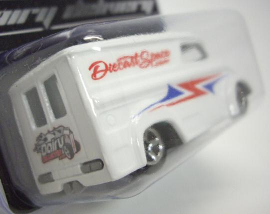 画像: DAIRY COLLECTORS.COM MEMBERSHIP EXCLUSIVE 【DIECAST SPACE DAIRY DELIVERY】 WHITE/5SP (カスタム品です）