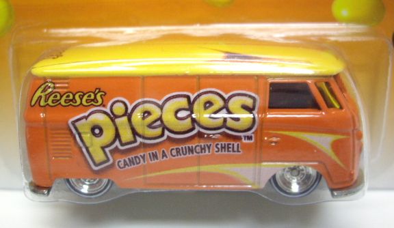 画像: 2012 NOSTALGIC BRANDS - HERSHEY'S 2 【VOLKSWAGEN MICRO BUS】　ORANGE/RR (NEW CAST)