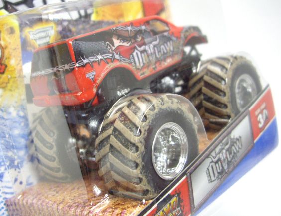 画像: 2012 MONSTER JAM INSIDE TOPPS 【IRON OUTLOW】 RED (MWD TRUCKS)