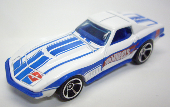 画像: 2012 WALMART EXCLUSIVE MYSTERY MODELS 【'69 CORVETTE】　R.T.WHITE/MC5 