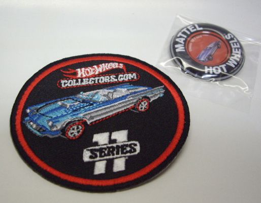 画像: 2012 RLC MEMBERSHIP EXCLUSIVE 【CLASSICS '57 T-BIRD 4台セット】　 CHROME,RED,BLUE,PURPLE/RL (ボタン、パッチ1枚つき)　