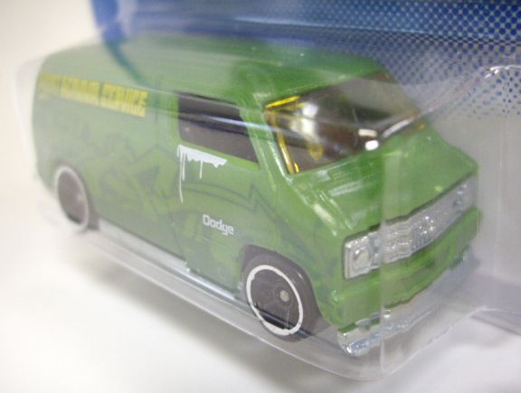 画像: 2012 COLOR SHIFTERS 【CUSTOM '77 DODGE VAN】 LT.GREEN-GREEN/O5 (WATER REVEALERS)