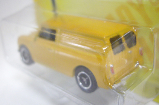 画像: 2007 【'65 AUSTIN MINI VAN】 MUSTARD