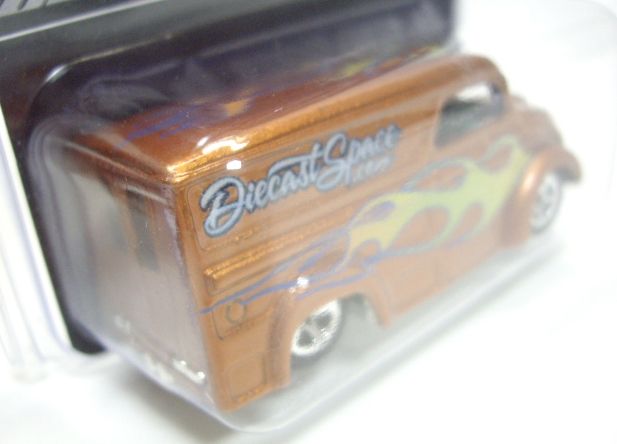 画像: DAIRY COLLECTORS.COM MEMBERSHIP EXCLUSIVE 【DIECAST SPACE DAIRY DELIVERY】 MET.BROWN/5SP (カスタム品です）