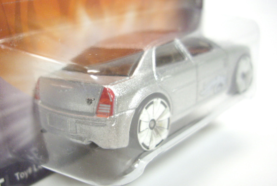 画像: 2007 WALMART EASTER EGG-CLUSIVES 【CHRYSLER 300C HEMI】　SILVER/BZ