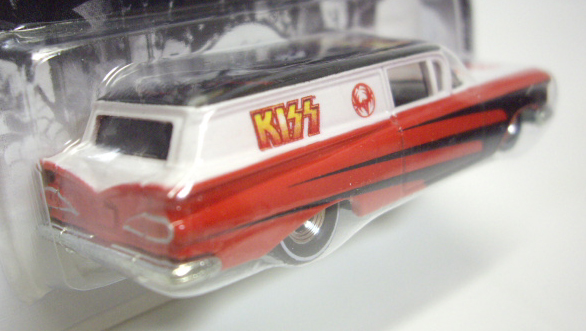 画像: 2012 NOSTALGIC BRANDS - LIVE NATION 【'59 CHEVY DELIVERY "KISS"】　RED-WHITE/RR