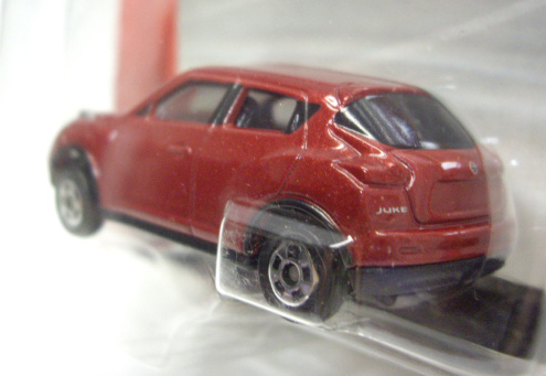 画像: US TOMICA 【NISSAN JUKE】　MET.RED （USトミカ）