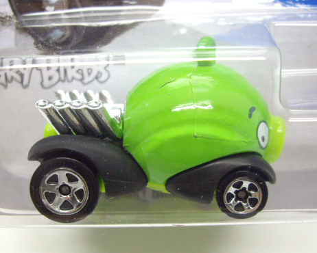画像: 【ANGRY BIRDS MINION PIG】　GREEN/5SP (2013 CARD)