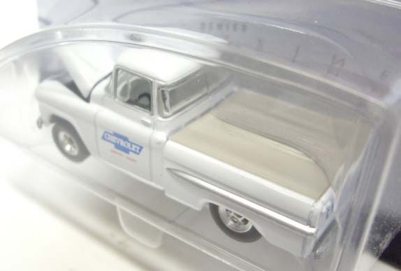 画像: 2003 PREFERRED - CUSTOM CLASSIC TRUCKS MAGAZINE 【'59 CHEVY APACHE】　WHITE/RR