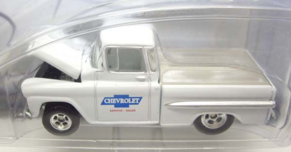 画像: 2003 PREFERRED - CUSTOM CLASSIC TRUCKS MAGAZINE 【'59 CHEVY APACHE】　WHITE/RR