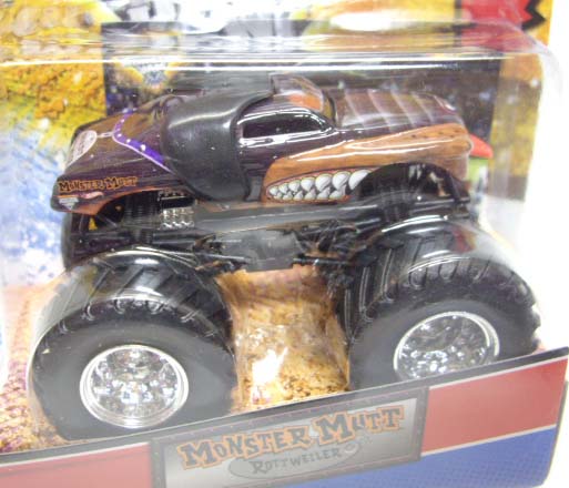 画像: 2012 MONSTER JAM INSIDE TOPPS 【MONSTER MUTT ROTT WEILER】 BROWN