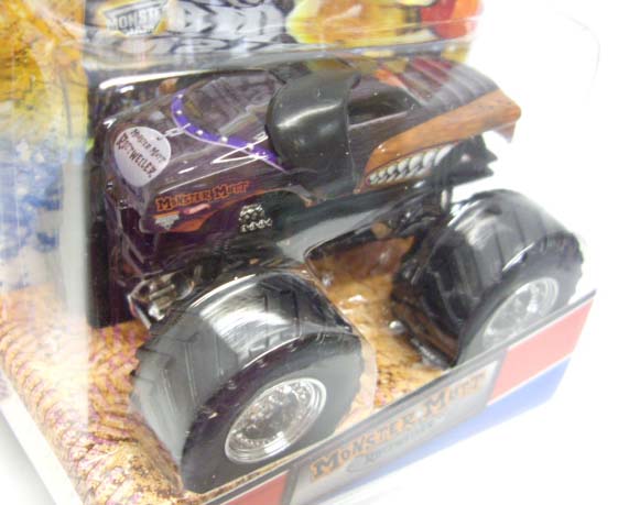 画像: 2012 MONSTER JAM INSIDE TOPPS 【MONSTER MUTT ROTT WEILER】 BROWN