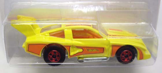 画像: 2013 FLYING CUSTOMS 【'76 CHEVY MONZA】 YELLOW/BW