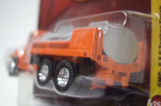 画像: FOREVER 64 R25 【GMC 6X6 TANKER TRUCK】 ORANGE (UNOCAL)