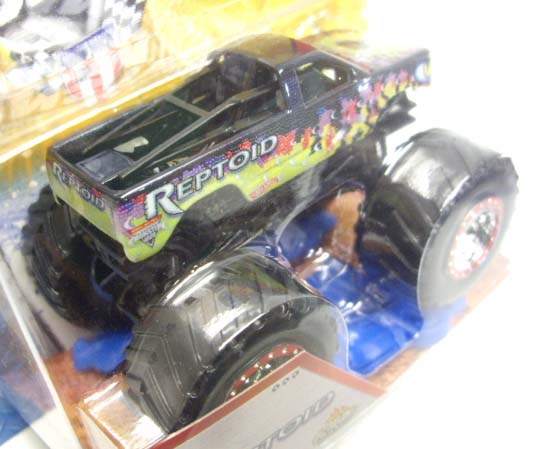 画像: 2013 MONSTER JAM included CRUCHABLE CAR! 【REPTOID】 SPEC.BLACK (SPECTRAFLAMES)