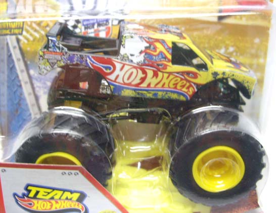 画像: 2013 MONSTER JAM included CRUCHABLE CAR! 【TEAM HOT WHEELS FIRESTORM】 GRAY (1ST EDITIONS)