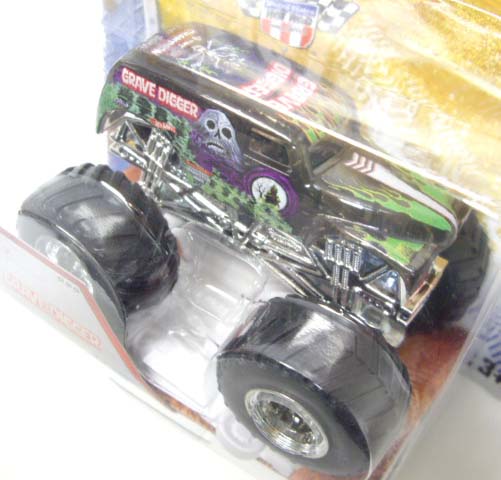 画像: 2013 MONSTER JAM included CRUCHABLE CAR! 【GRAVE DIGGER】 CLEAR (X-RAYS)