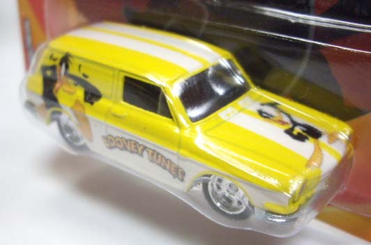 画像: 2013 POP CULTURE - LOONEY TUNES 【CUSTOM '69 VW SQUAREBACK】 YELLOW/RR (DAFFY)