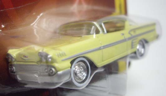 画像: FOREVER 64 R26 【1958 CHEVY IMPALA SS】 LT.YELLOW/RR (CLASSIC GOLD)