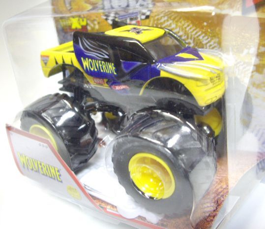 画像: 2013 MONSTER JAM included CRUCHABLE CAR! 【WOLVERINE】 YELLOW (1ST EDITIONS)